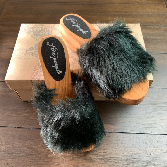 FREE PEOPLE Faux Fur Sonnet Clog Sandal 38 Black - Picture 11 of 12